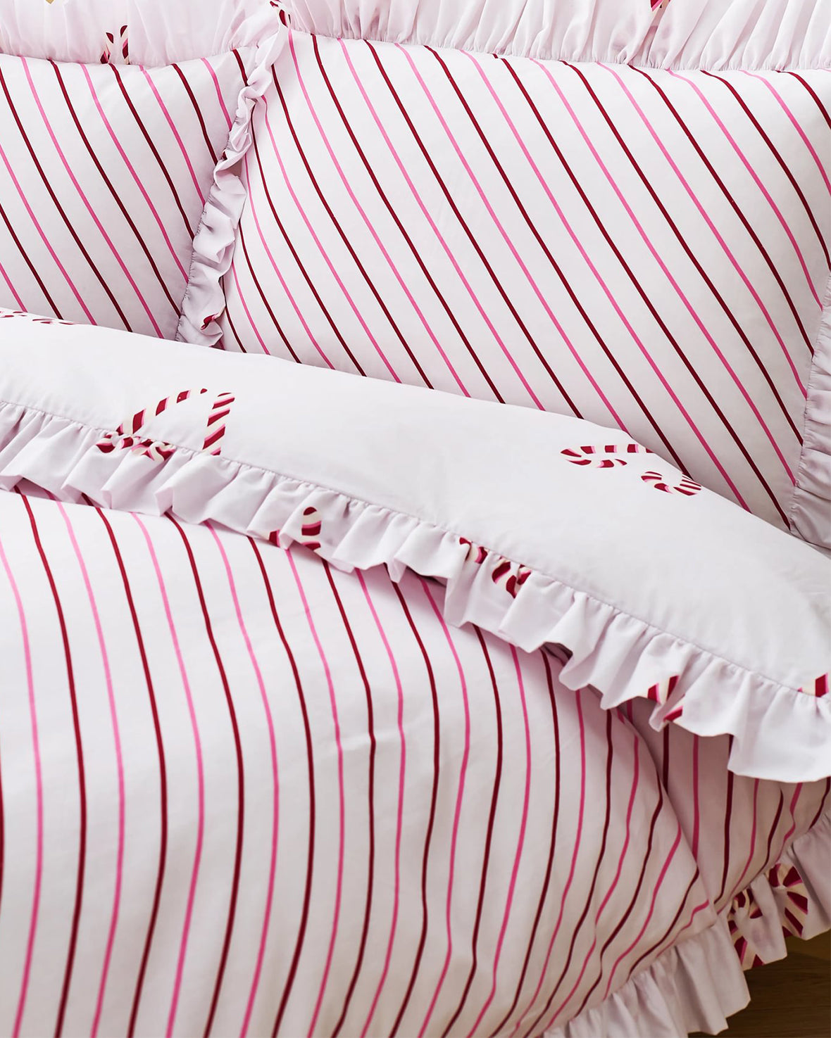 Cotton Christmas Candy Cane Heart / Stripe Print Reversible Frill Bedding Set