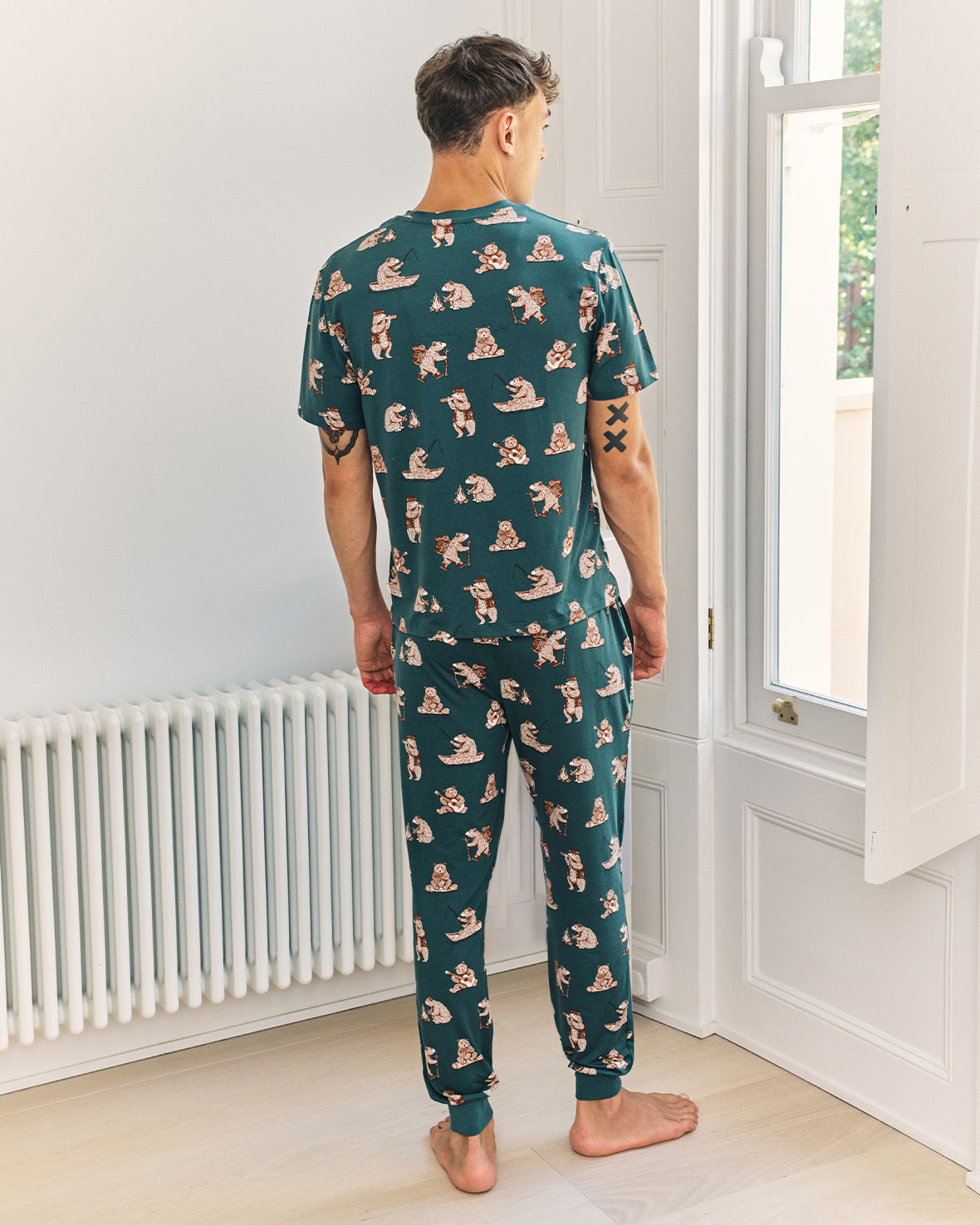 Wilderness Bear Print Long Pyjama Set