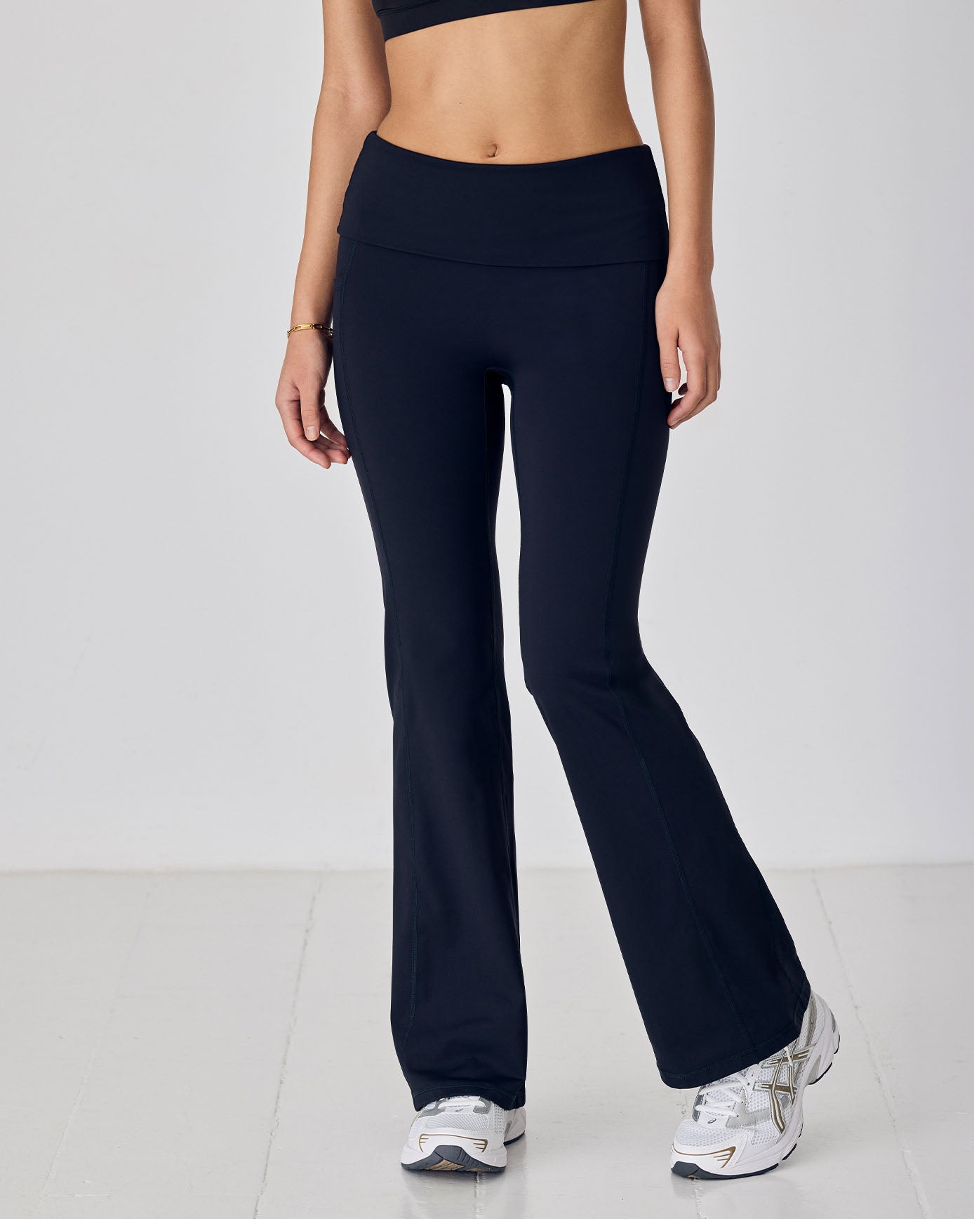 SoftSculpt Folded Waist Flared Leggings - Black