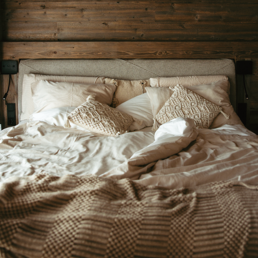 World Sleep Day: Top Tips for a Healthy Night’s Sleep with sleep expert, Stephanie Romiszewski