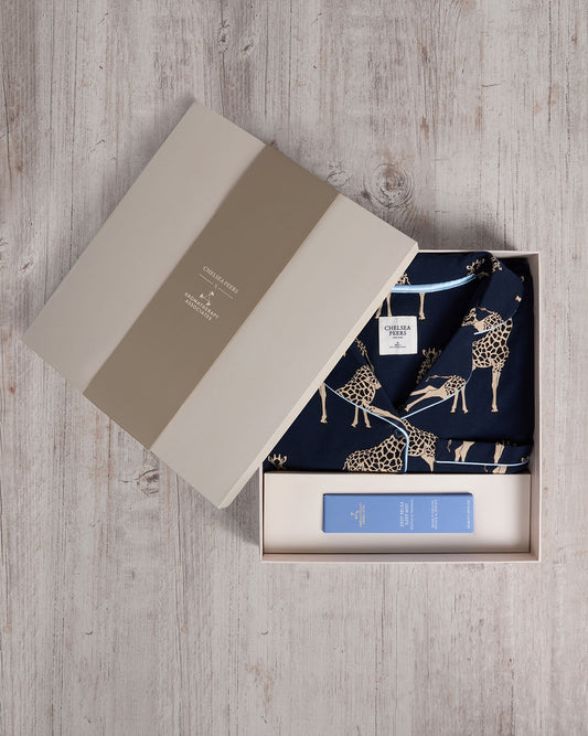 Chelsea Peers x Aromatherapy Associates: The Luxurious Sleep Gift Set - Navy