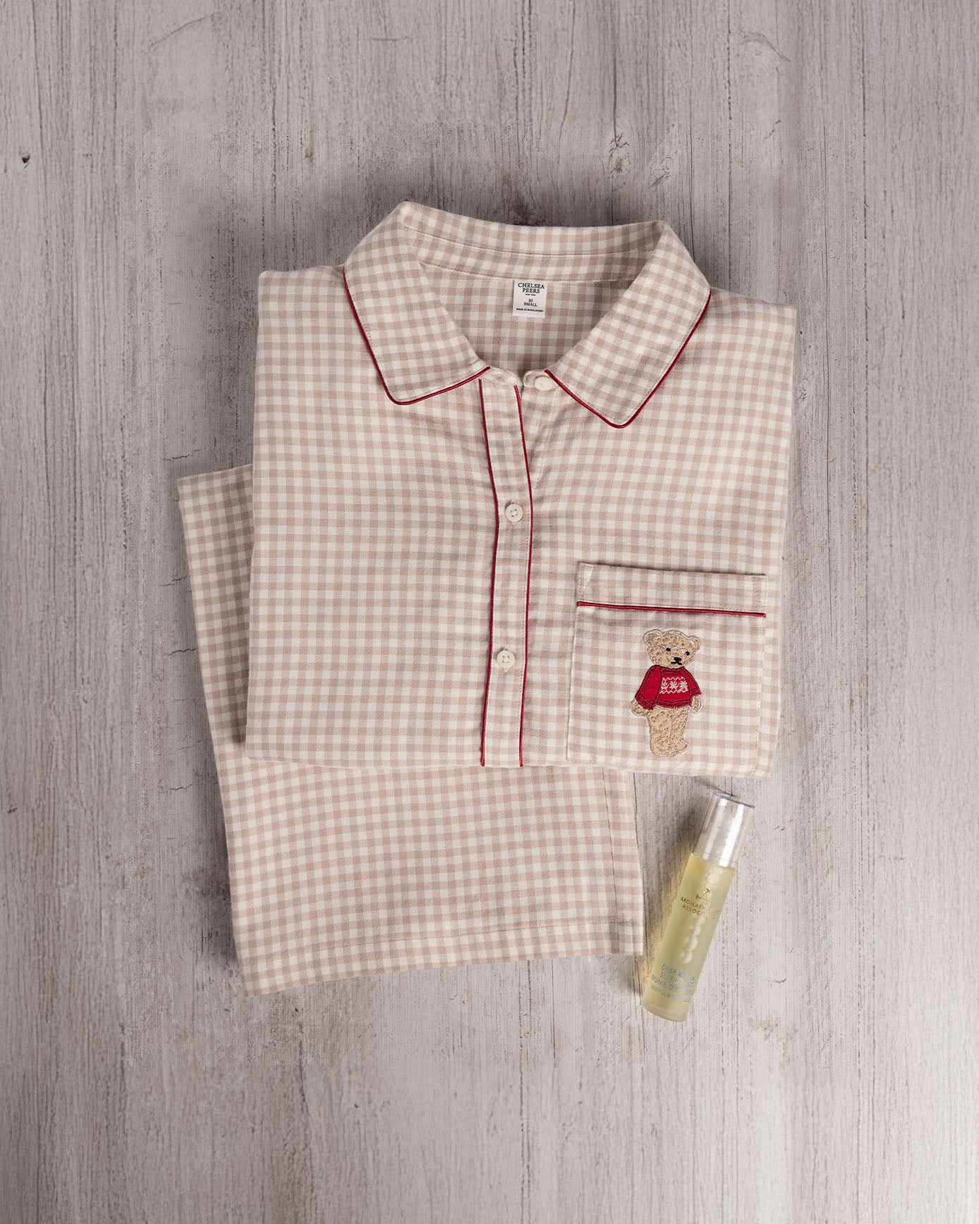 Chelsea Peers x Aromatherapy Associates: The Luxurious Sleep Gift Set - Beige