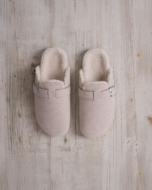 Felt Buckle Detail Shearling Clog Slippers - Grey