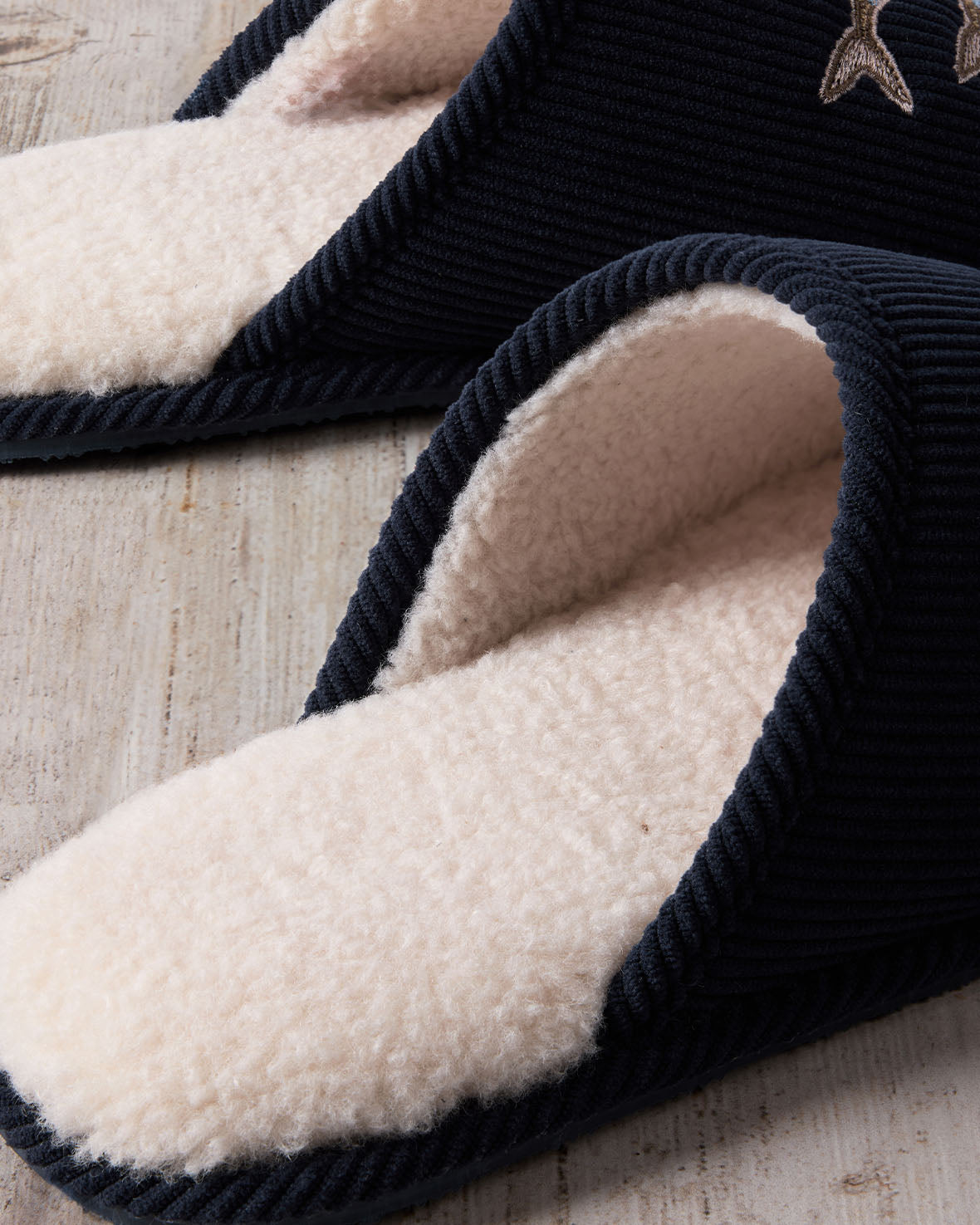 Mens Corduroy Embroidered Fish Slippers