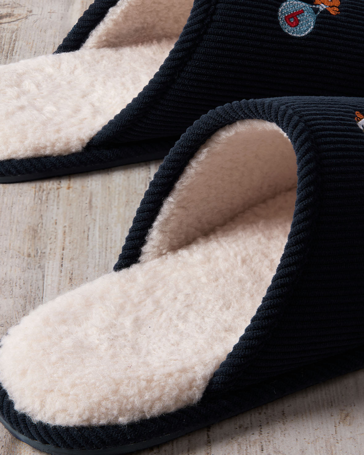 Mens Corduroy Embroidered Tennis Tiger Slippers