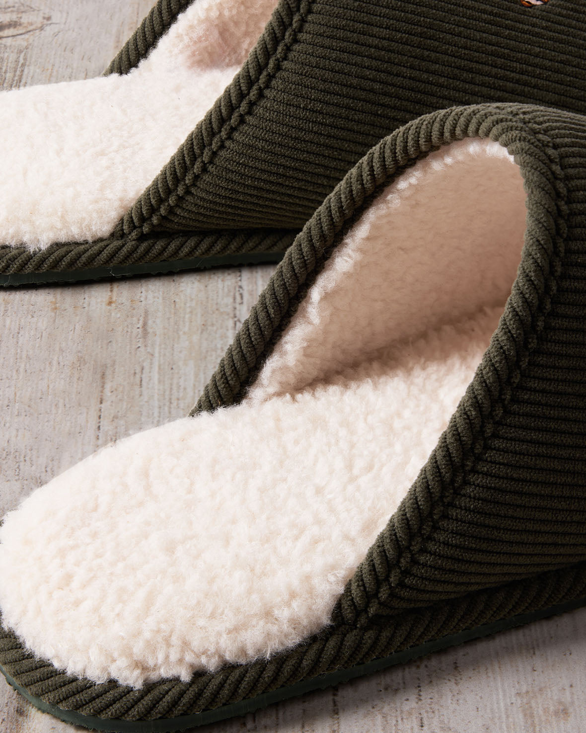 Mens Corduroy Embroidered Rugby Dogs Slippers