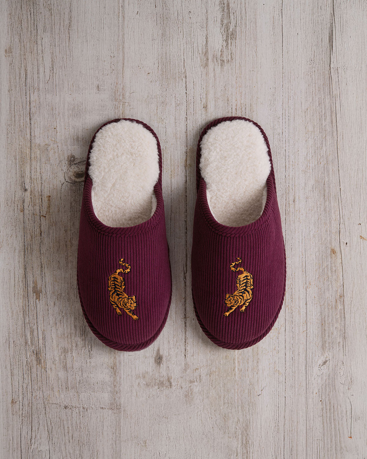 Mens Corduroy Embroidered Tiger Mule Slippers