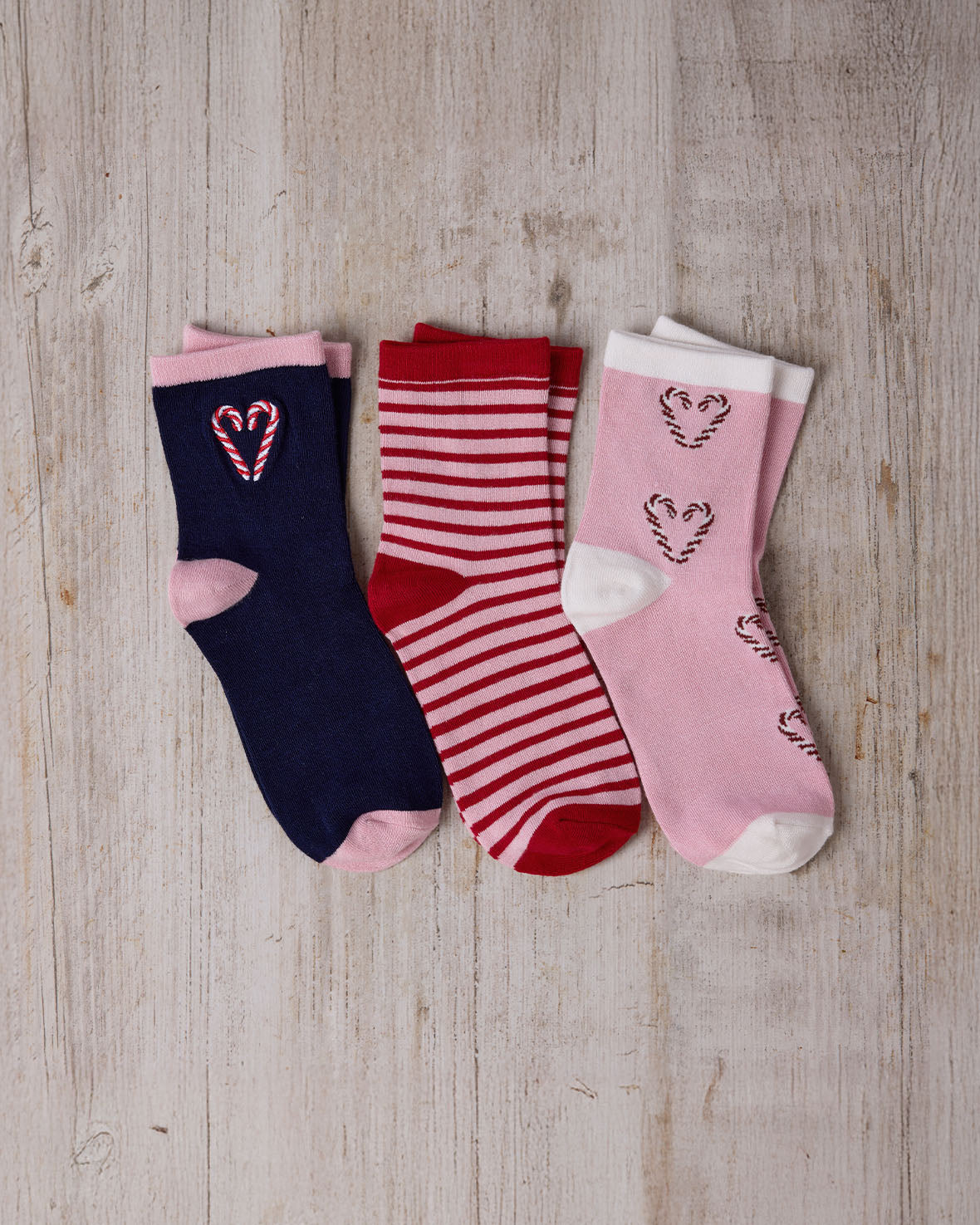 Christmas Candy Cane Heart Socks 3 Pack