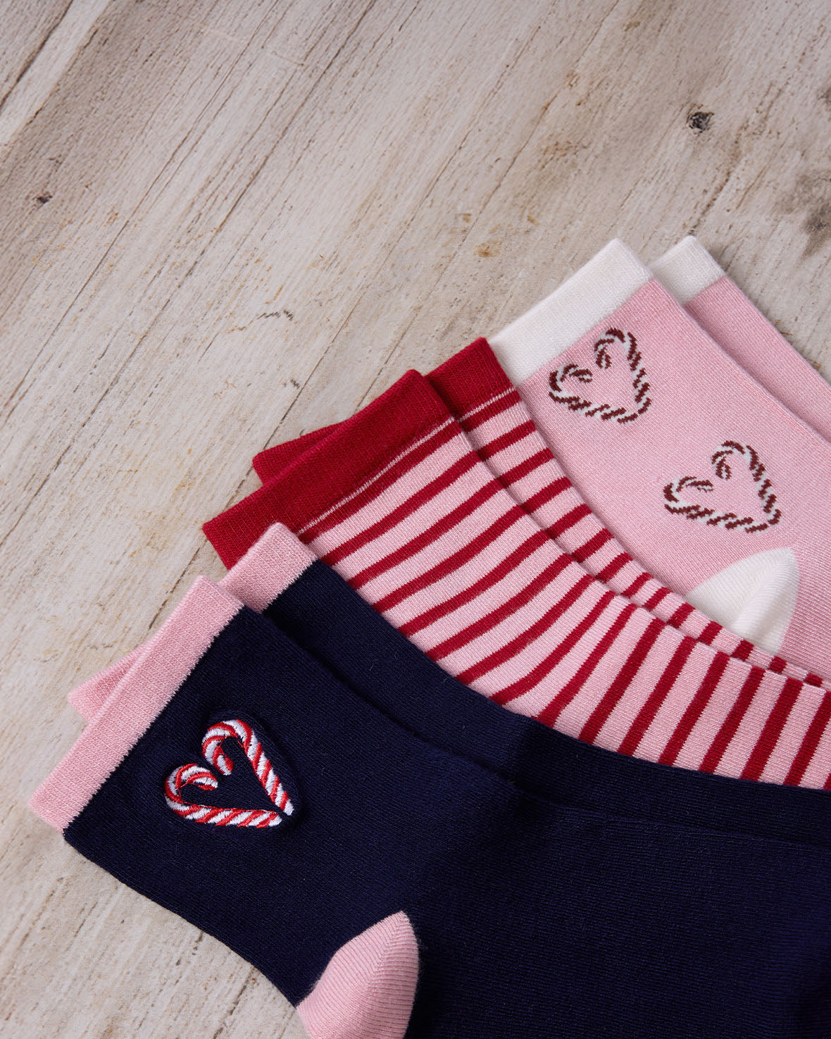 Christmas Candy Cane Heart Socks 3 Pack