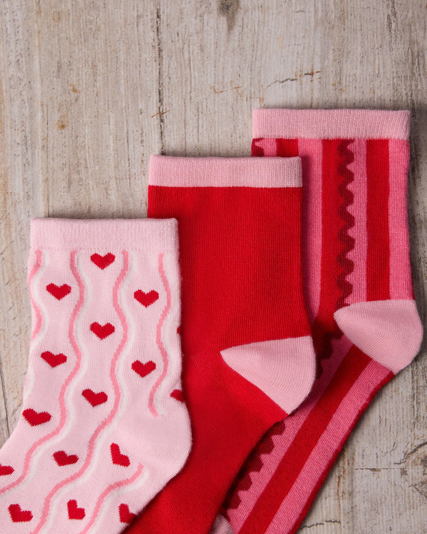 Wavy Heart Socks 3 Pack