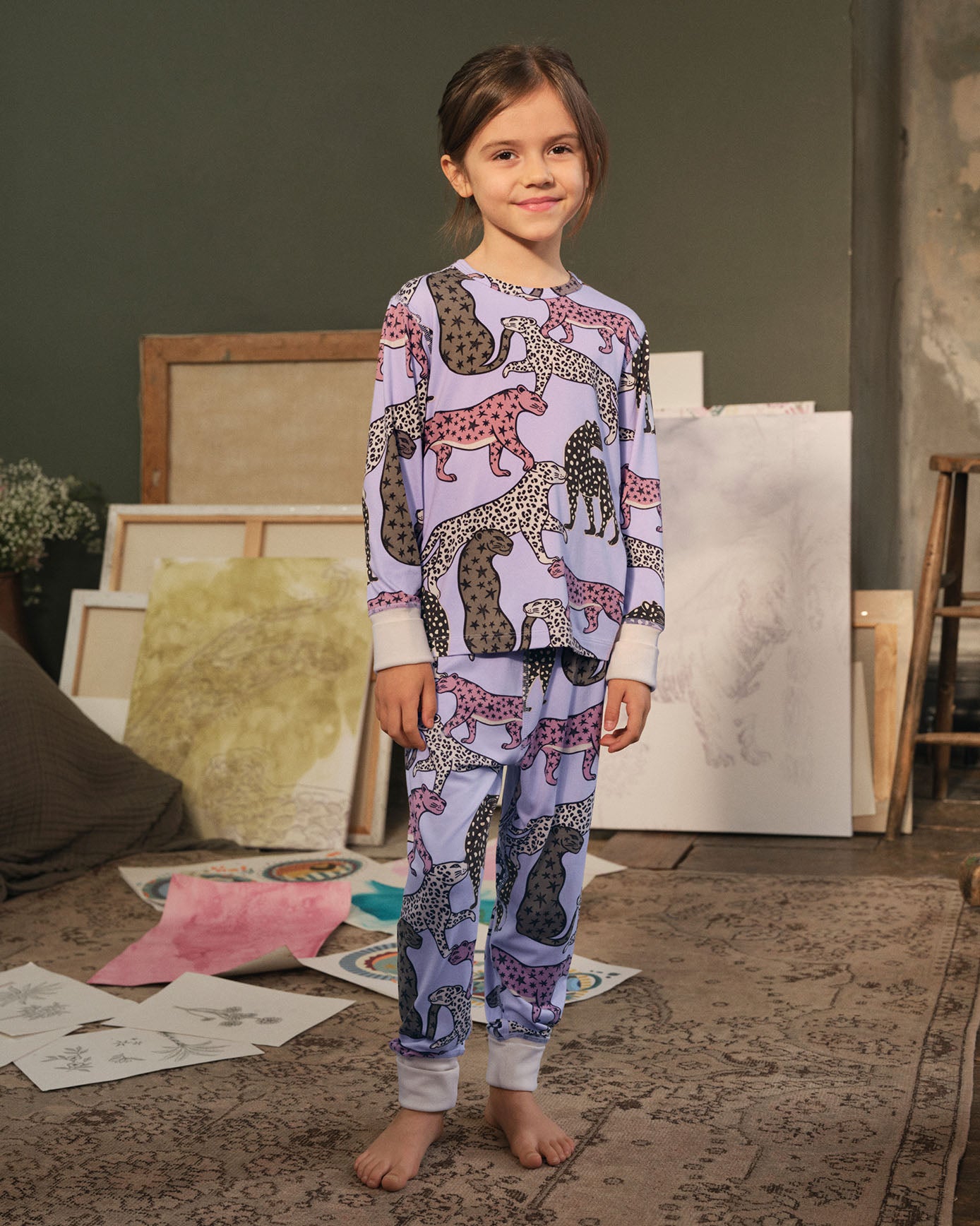 model note: Harper is 3'8" and is wearing a UK 5-6