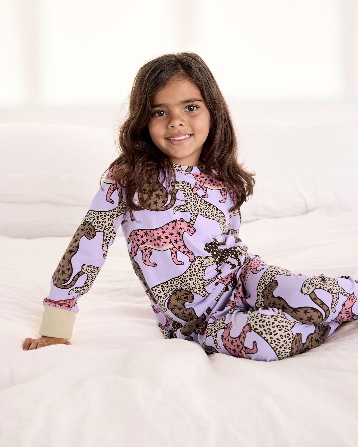 model note: Natalia is 3'7" and is wearing a UK 5-6