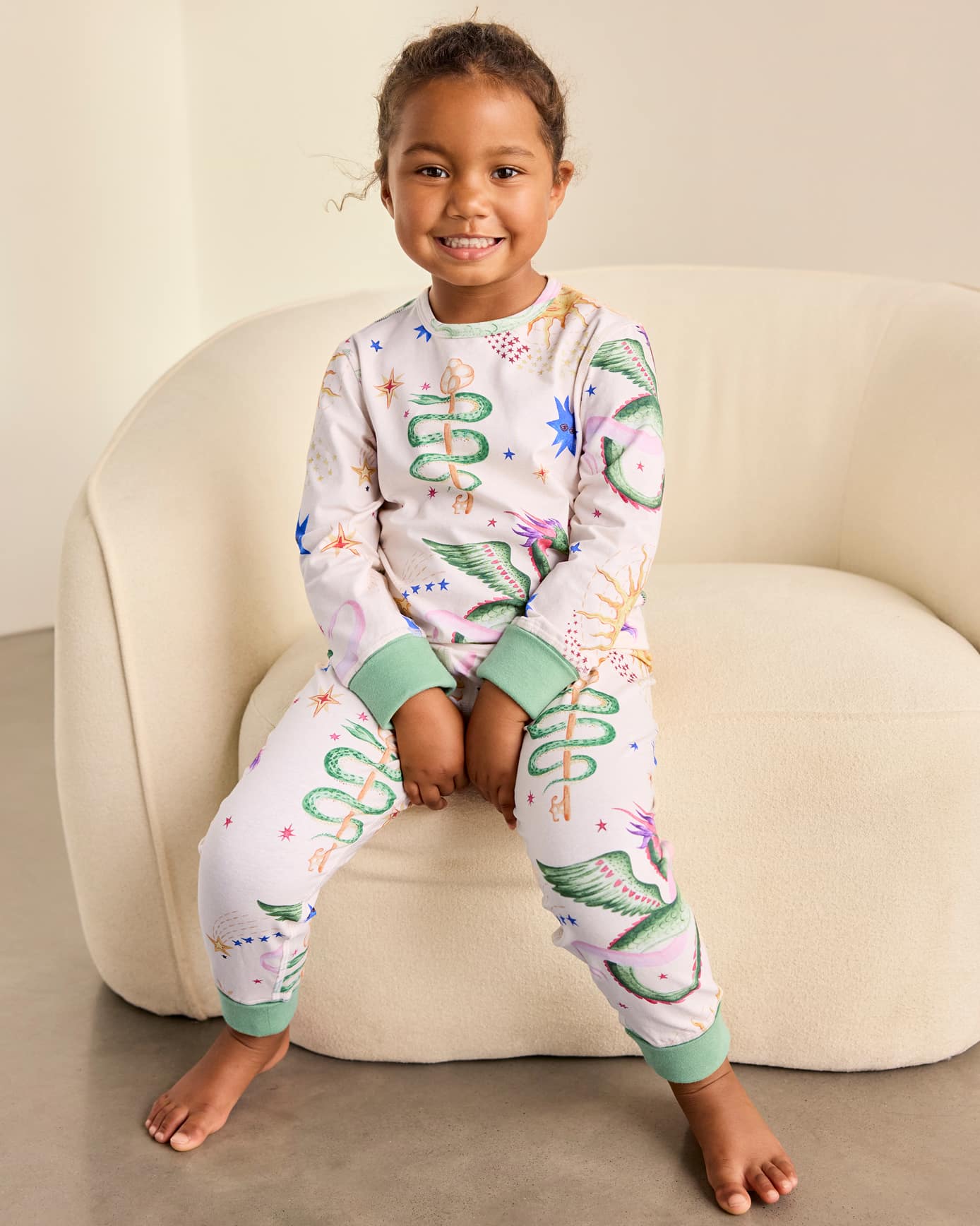 model note: Natalia is 3'6" and is wearing a UK 5-6