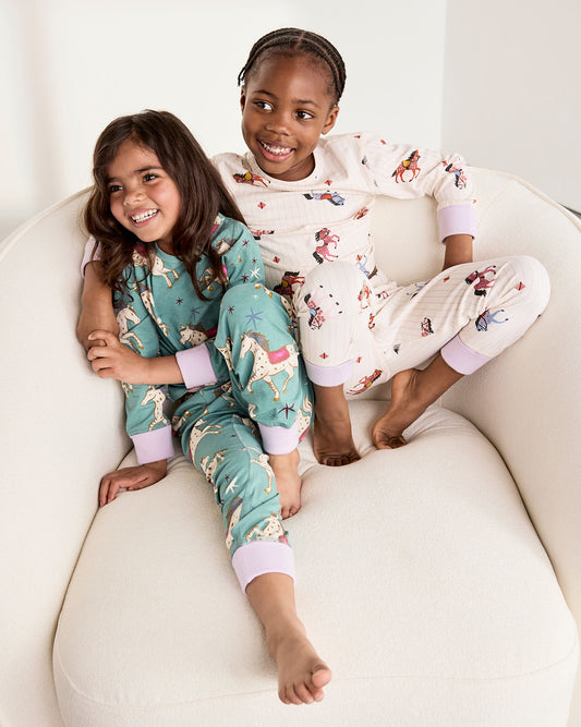 model note: (Left) Natalia is 3'7" and is wearing a size UK 5-6 (Right) Zuriel is 3'8" and is wearing a UK 5-6