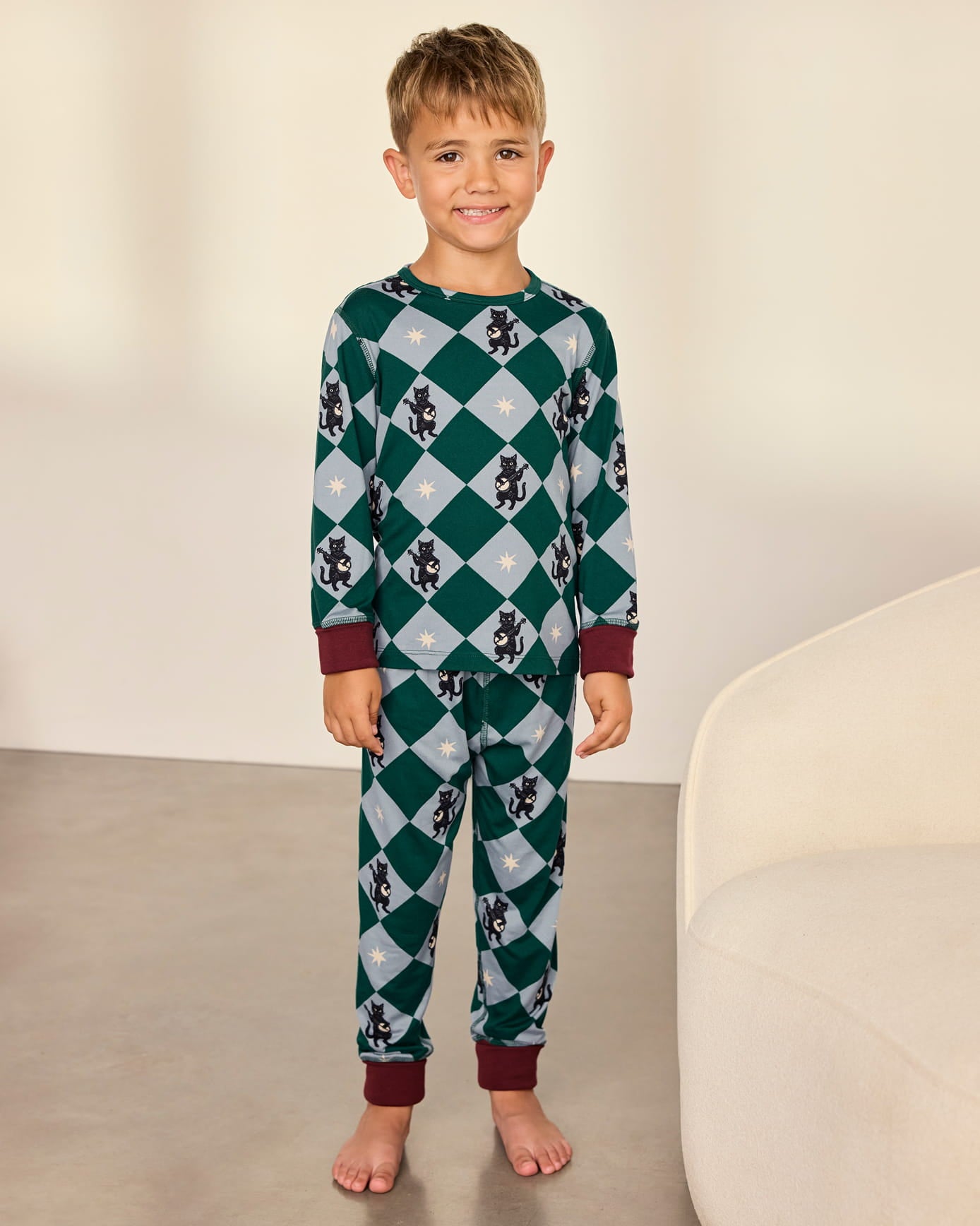 model note: Freddie is 3'8" and is wearing a UK 5-6