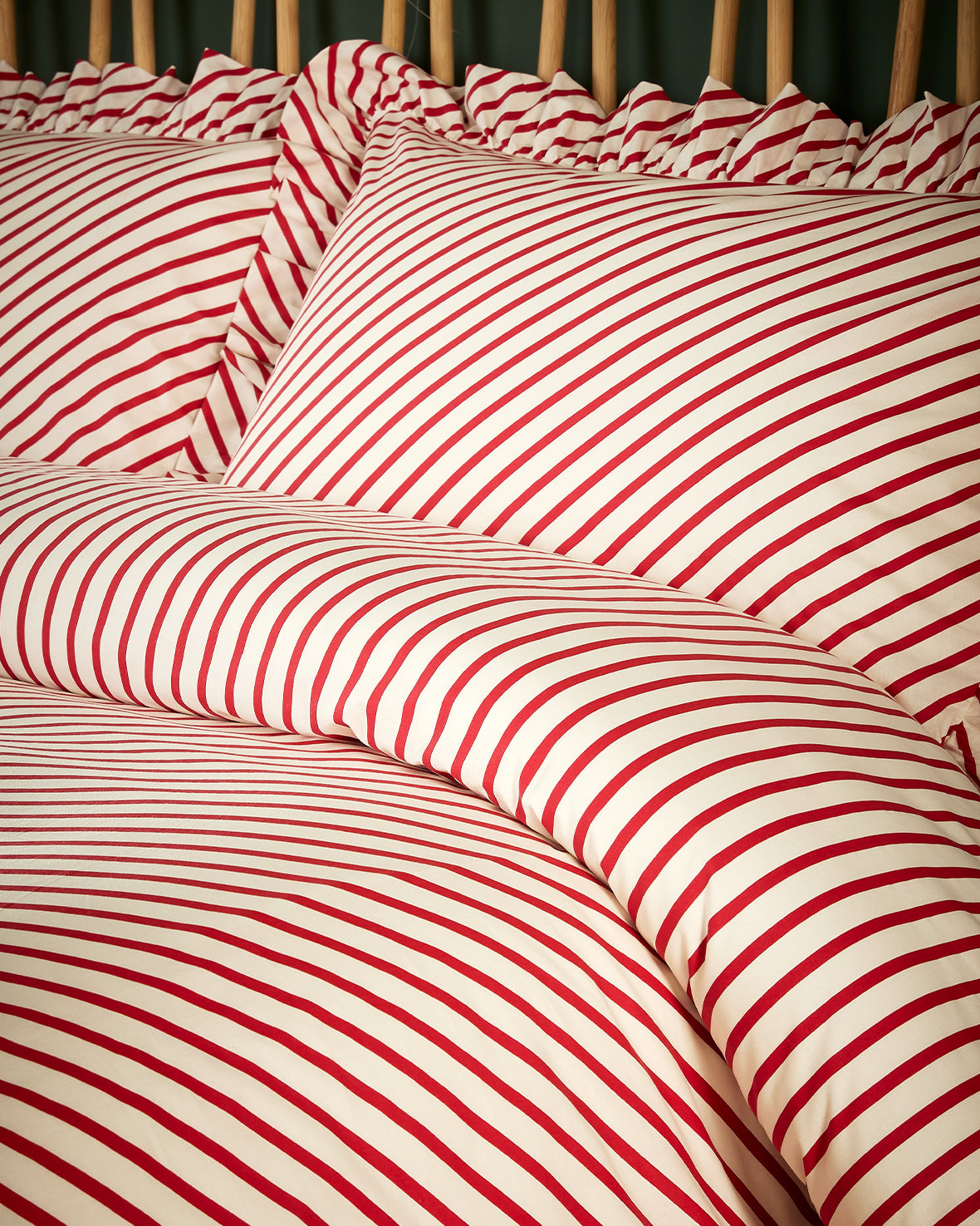 Cotton Christmas Candy Cane Stripe Print Frill Bedding Set