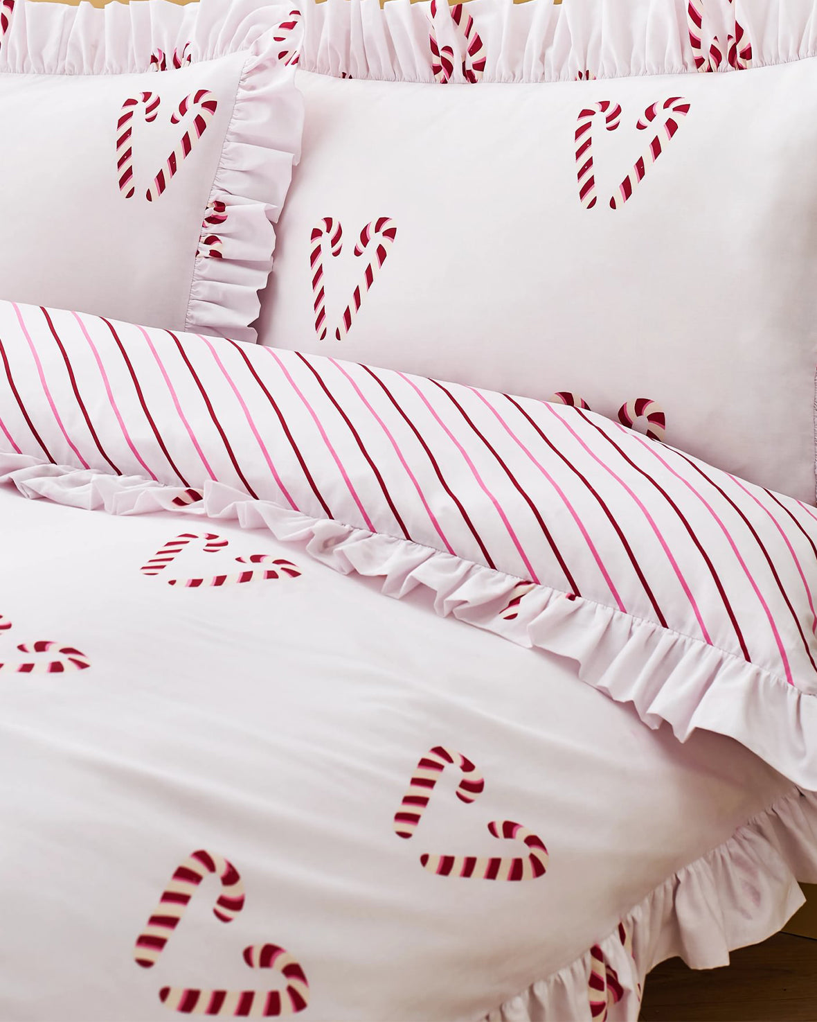 Cotton Christmas Candy Cane Heart / Stripe Print Reversible Frill Bedding Set