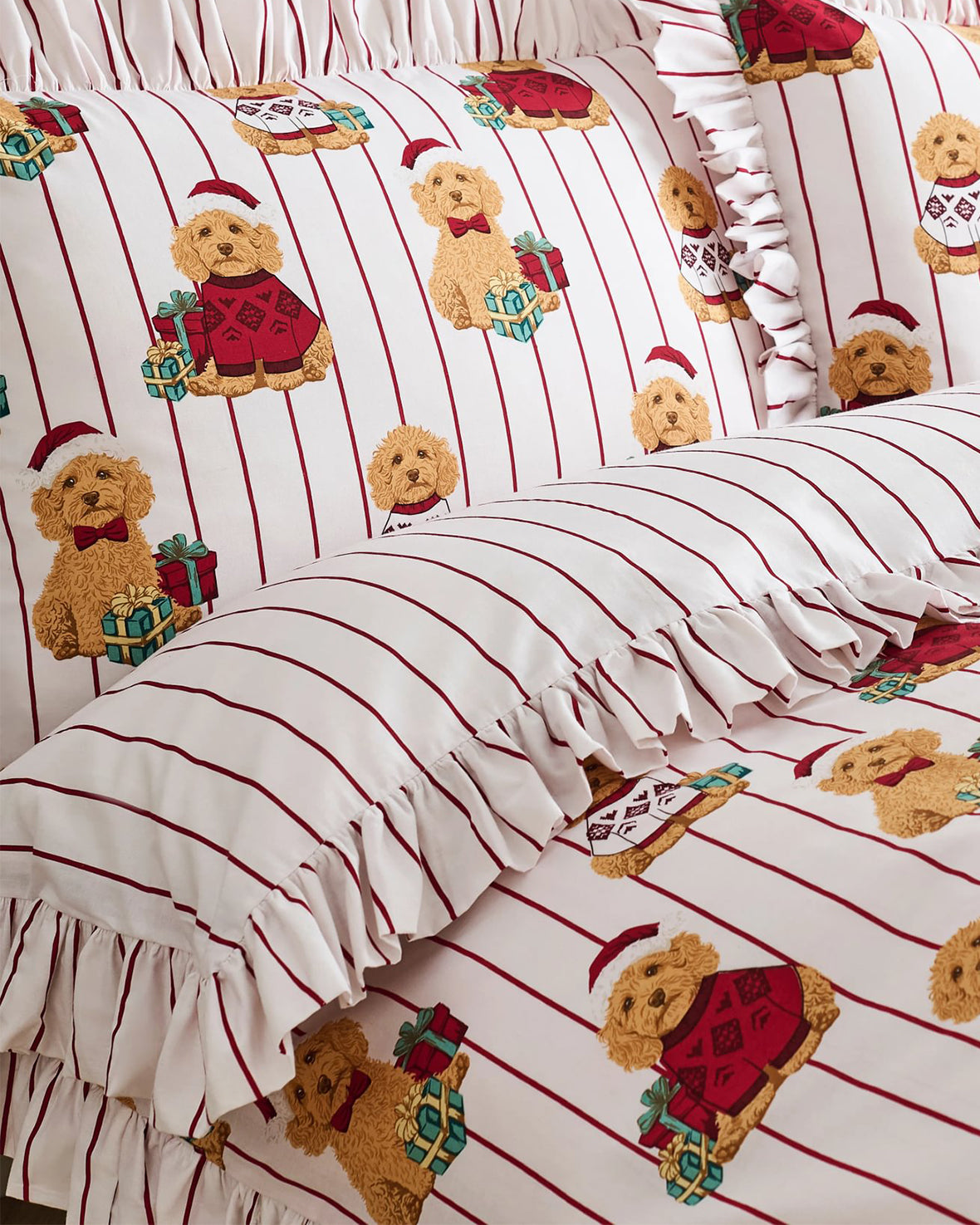 Cotton Chip the Christmas Cockapoo Dog Print Reversible Frill Bedding Set