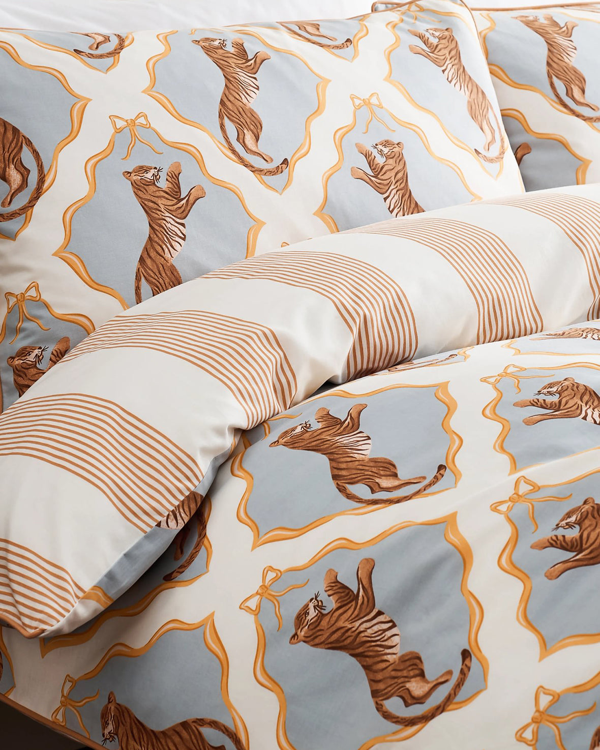 Cotton Gilded Tiger / Stripe Print Reversible Bedding Set