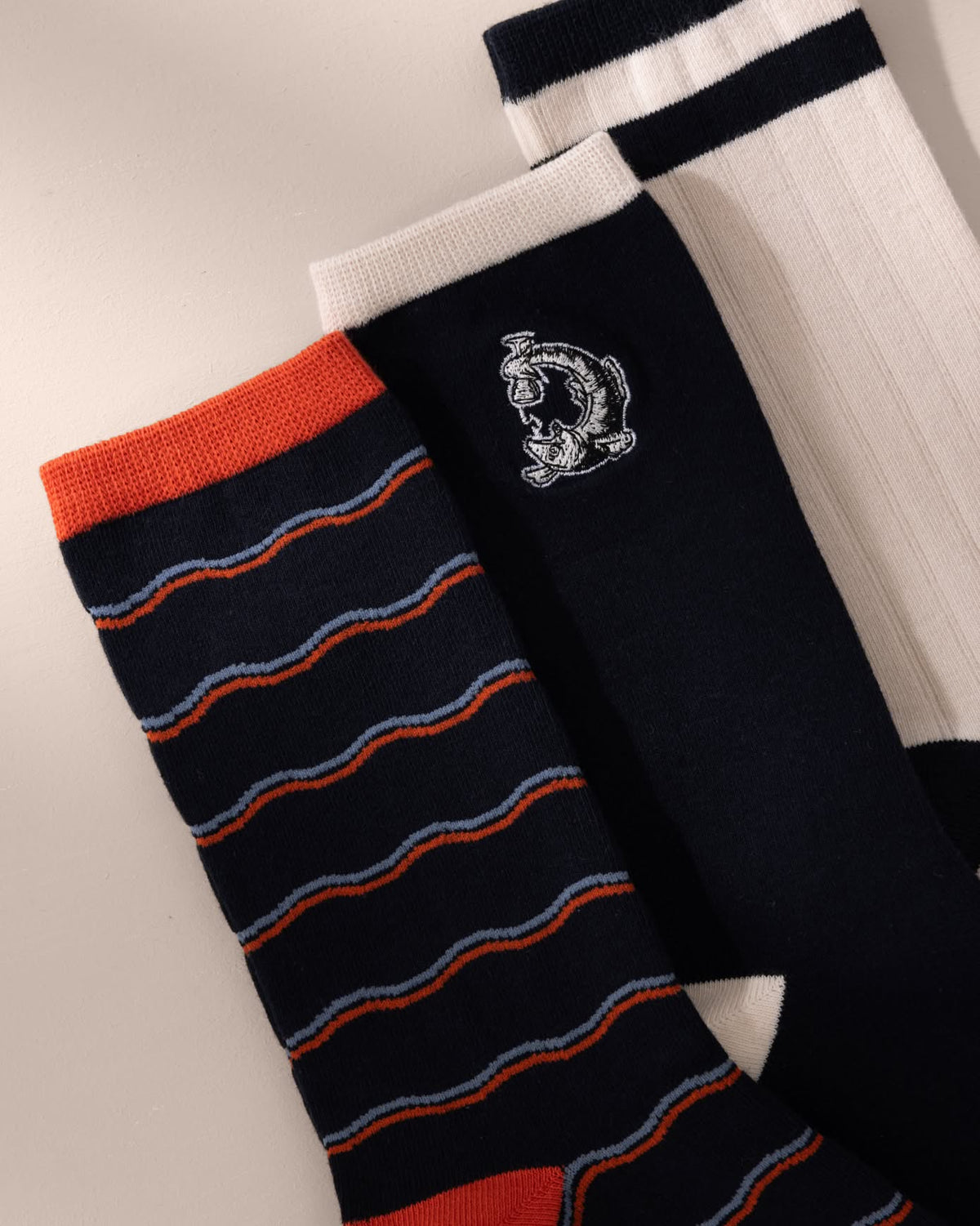 Mens Organic Cotton Embroidered Kiss My Bass Print Socks 3 Pack
