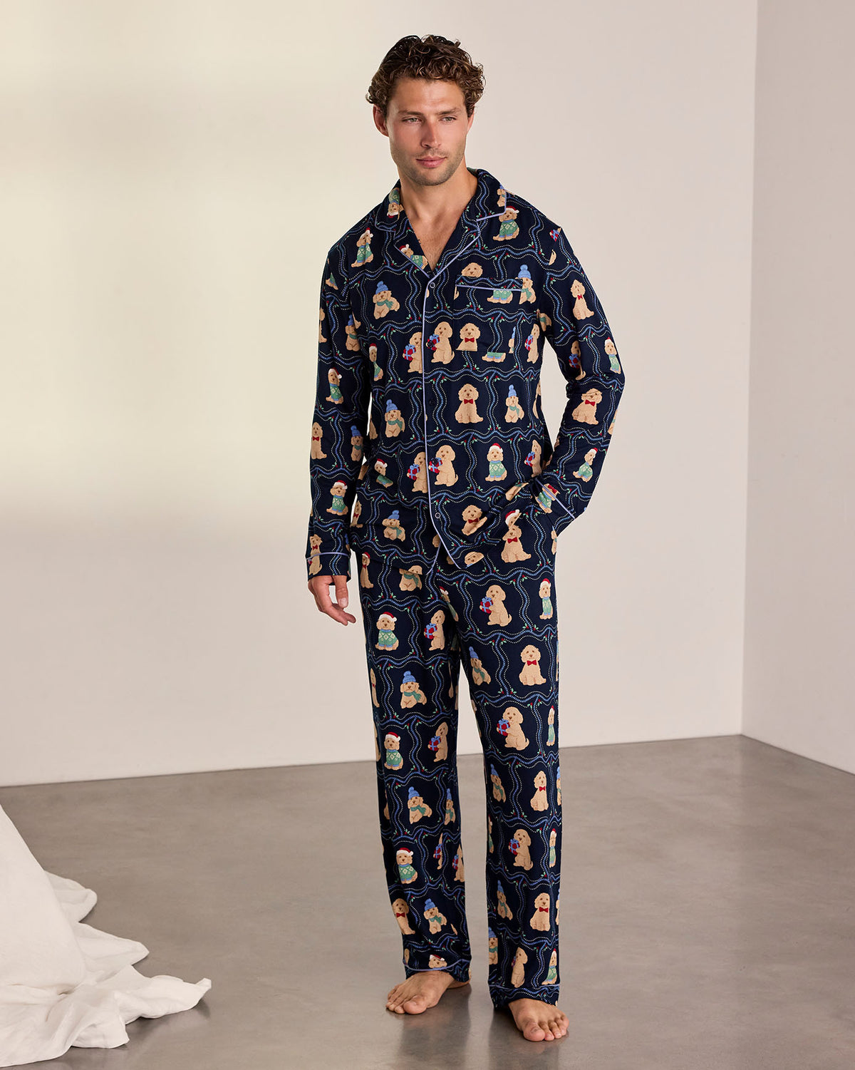 model note: Declan is 6'1" and is wearing a UK M