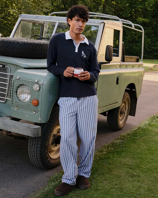model note: Robin is 6'2" and is wearing a UK M