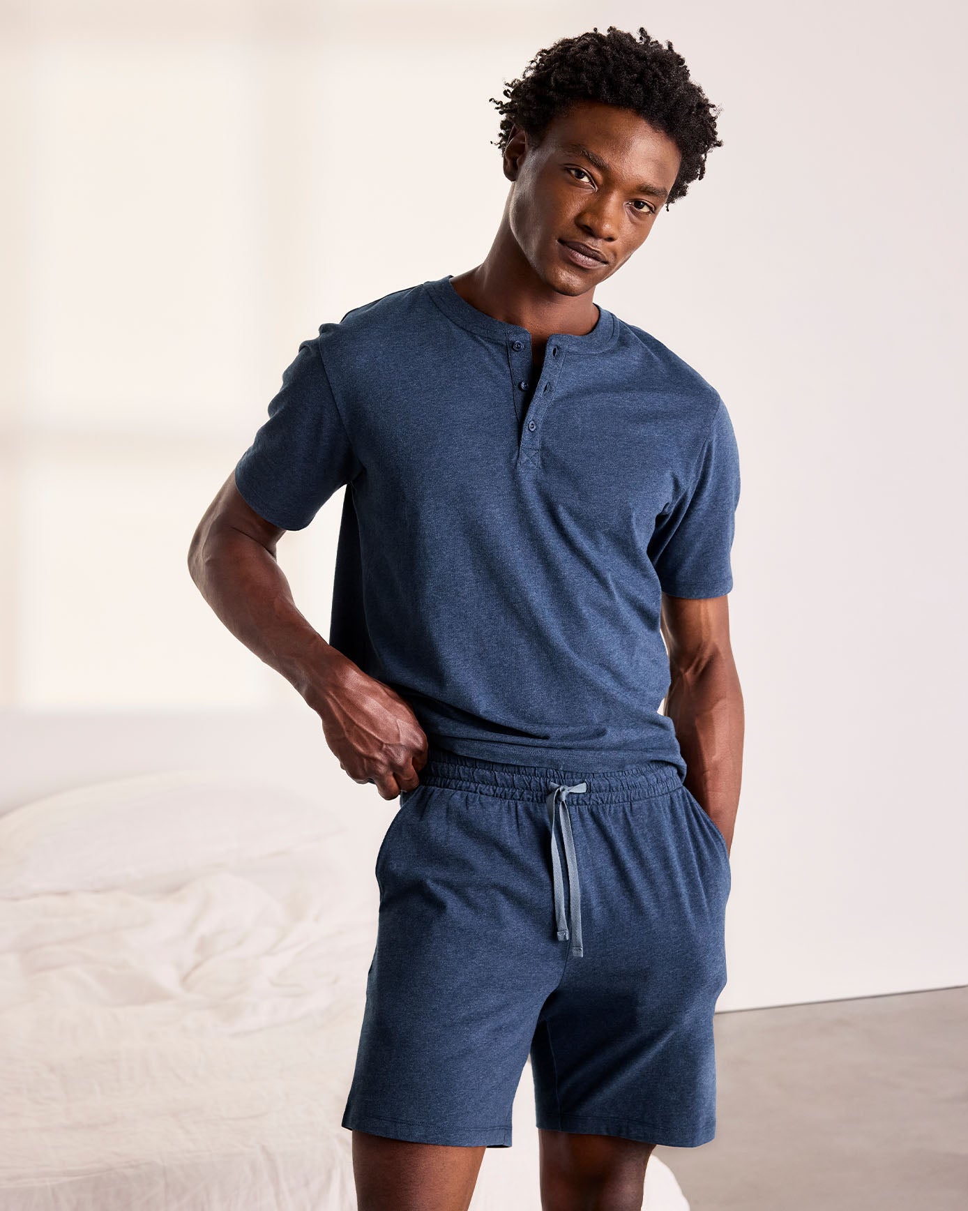 model note: George is 6'2" and is wearing a UK M