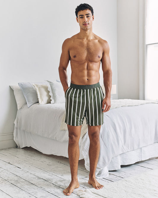 model note: Blake is 6ft and is wearing a size M