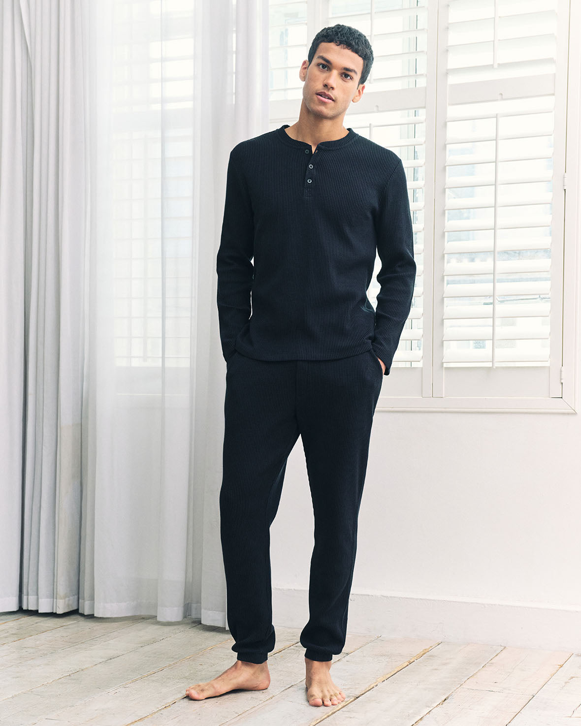 model note: Marlow is 6ft 2.5" and is wearing a size M