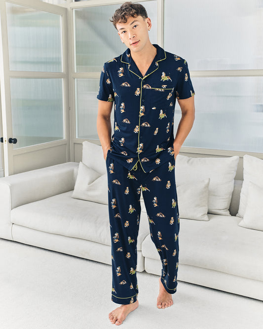 model note: Marcus is 6ft 3" and is wearing size M