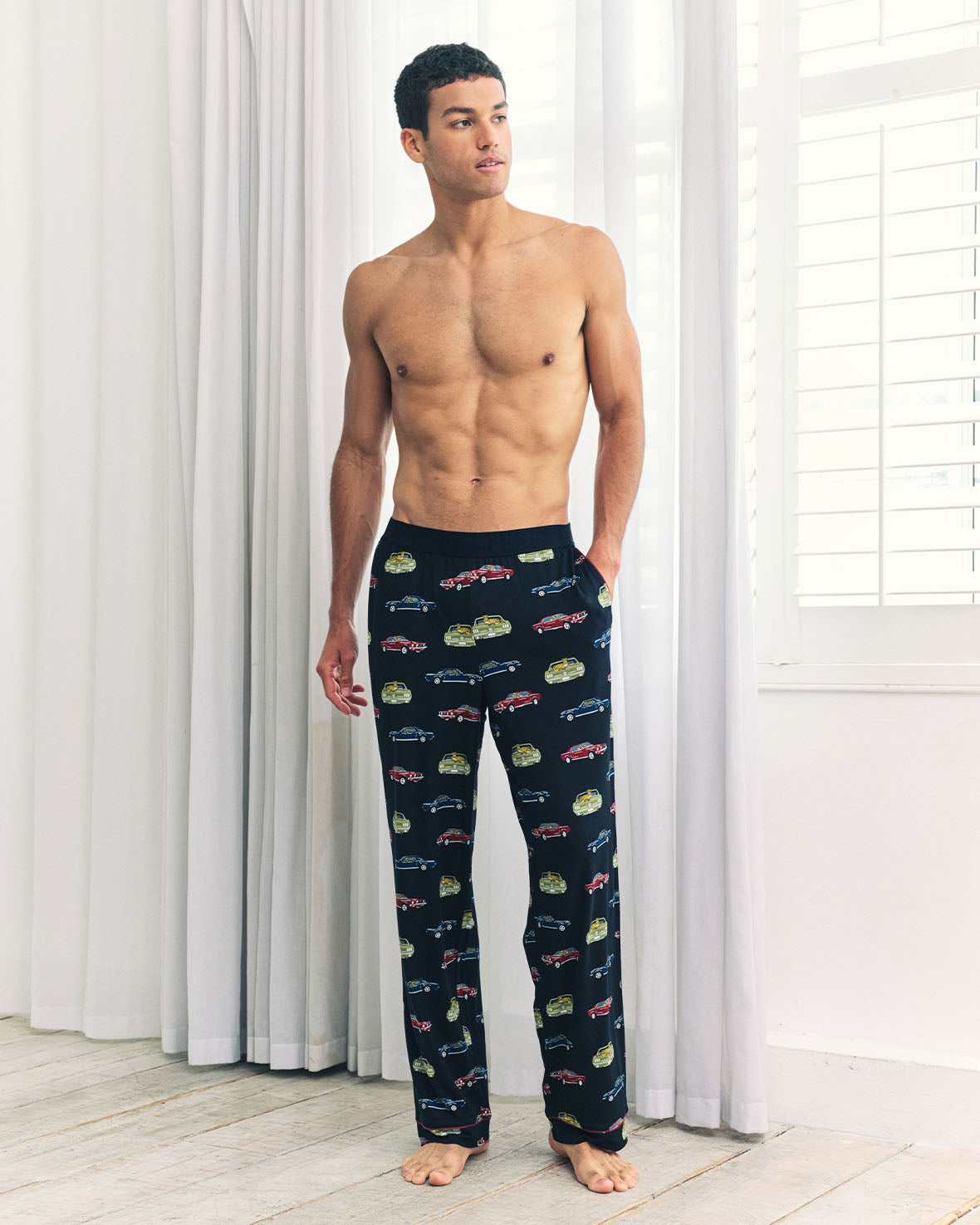 model note: Marlow is 6ft 2.5" and is wearing a size M