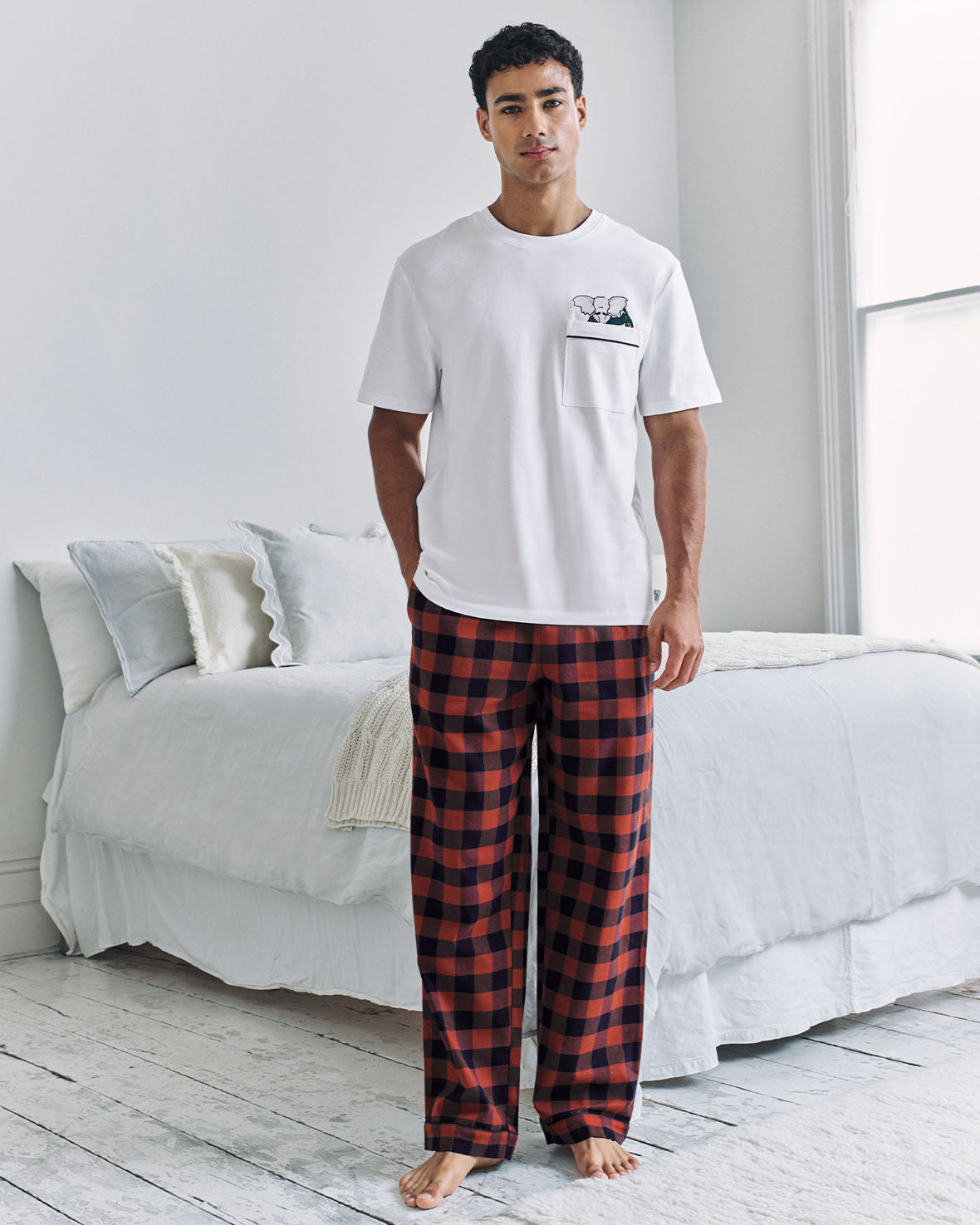 model note: Blake is 6ft and is wearing size M