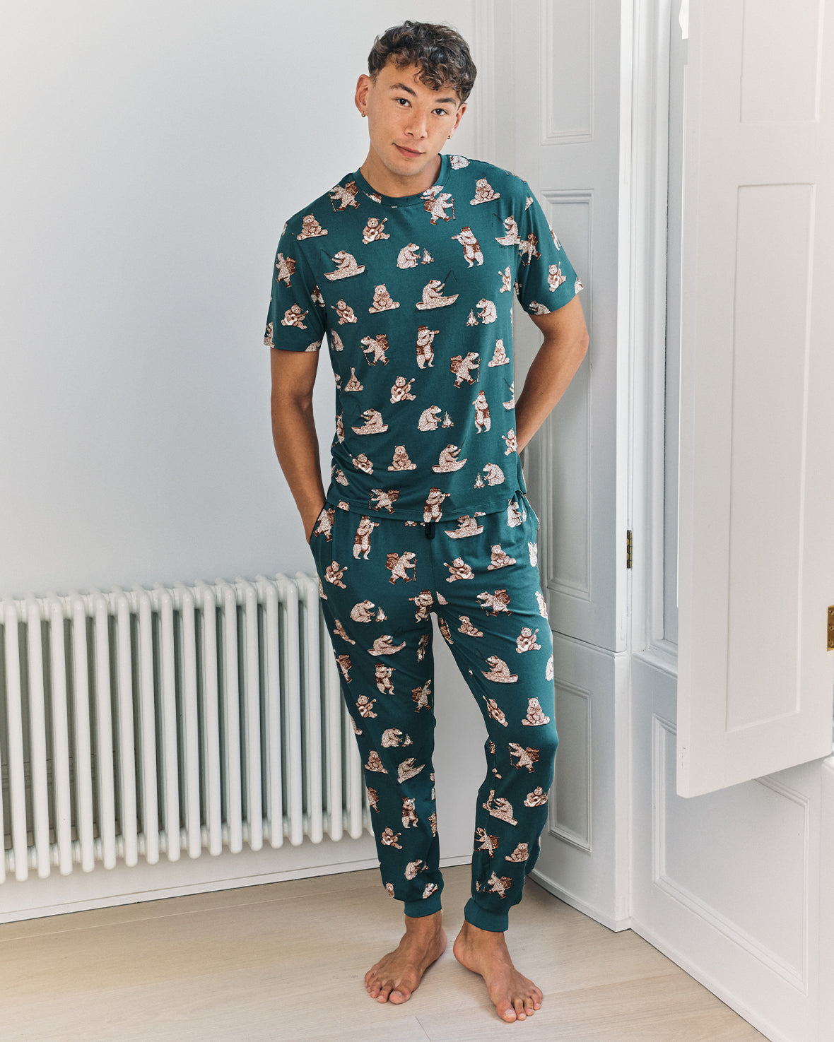 Wilderness Bear Print Long Pyjama Set