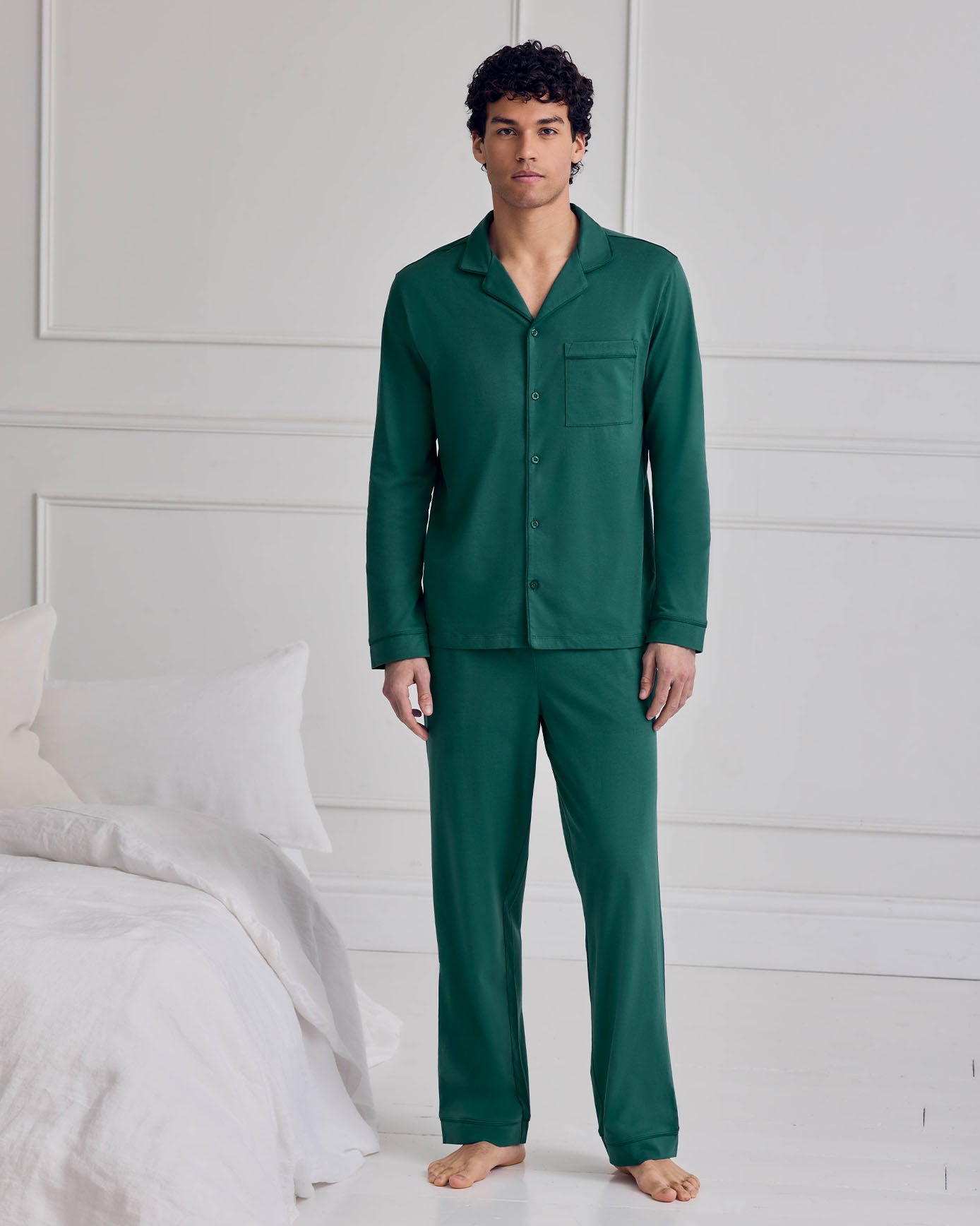 model note: Marlow is 6'2" and is wearing a UK M