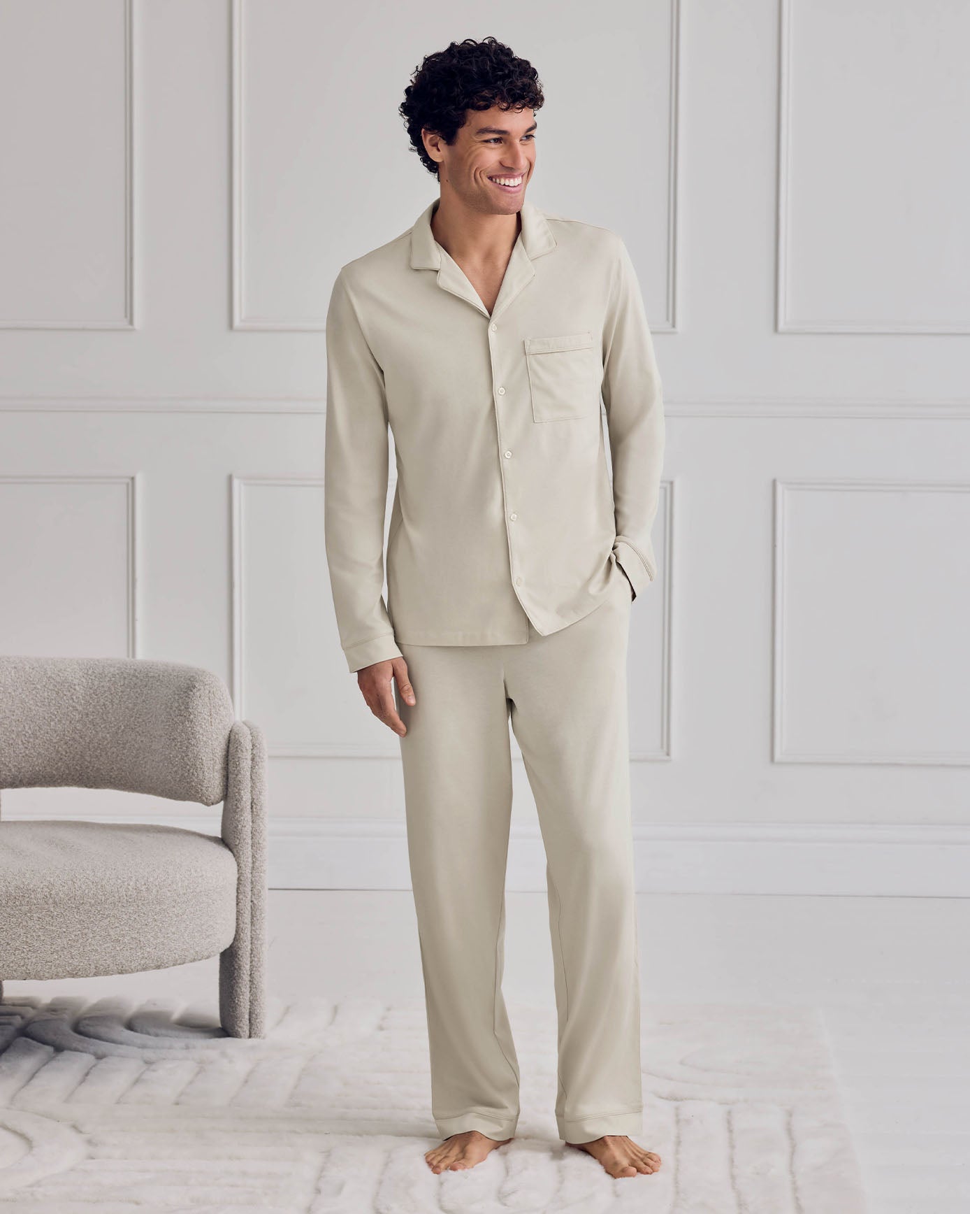 model note: Marlow is 6'2" and is wearing a UK M