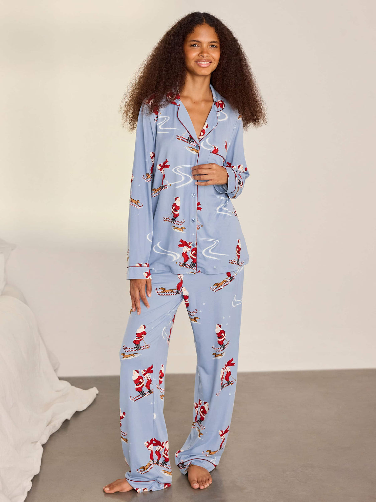 model note: Valeria is 5'7" and is wearing a UK 10