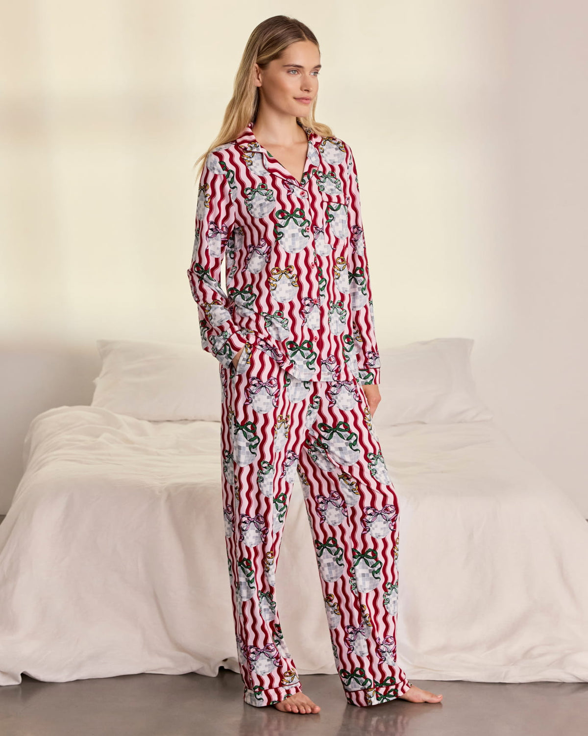 model note: Laura is 5'8.5" and is wearing a UK 10