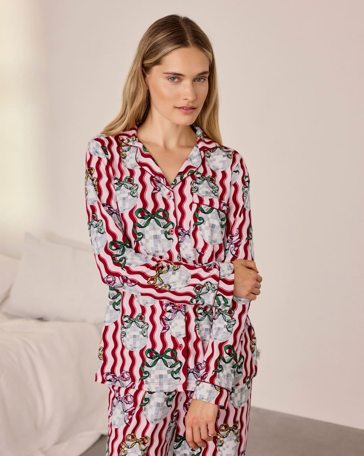 model note: Laura is 5'8.5" and is wearing a UK 10