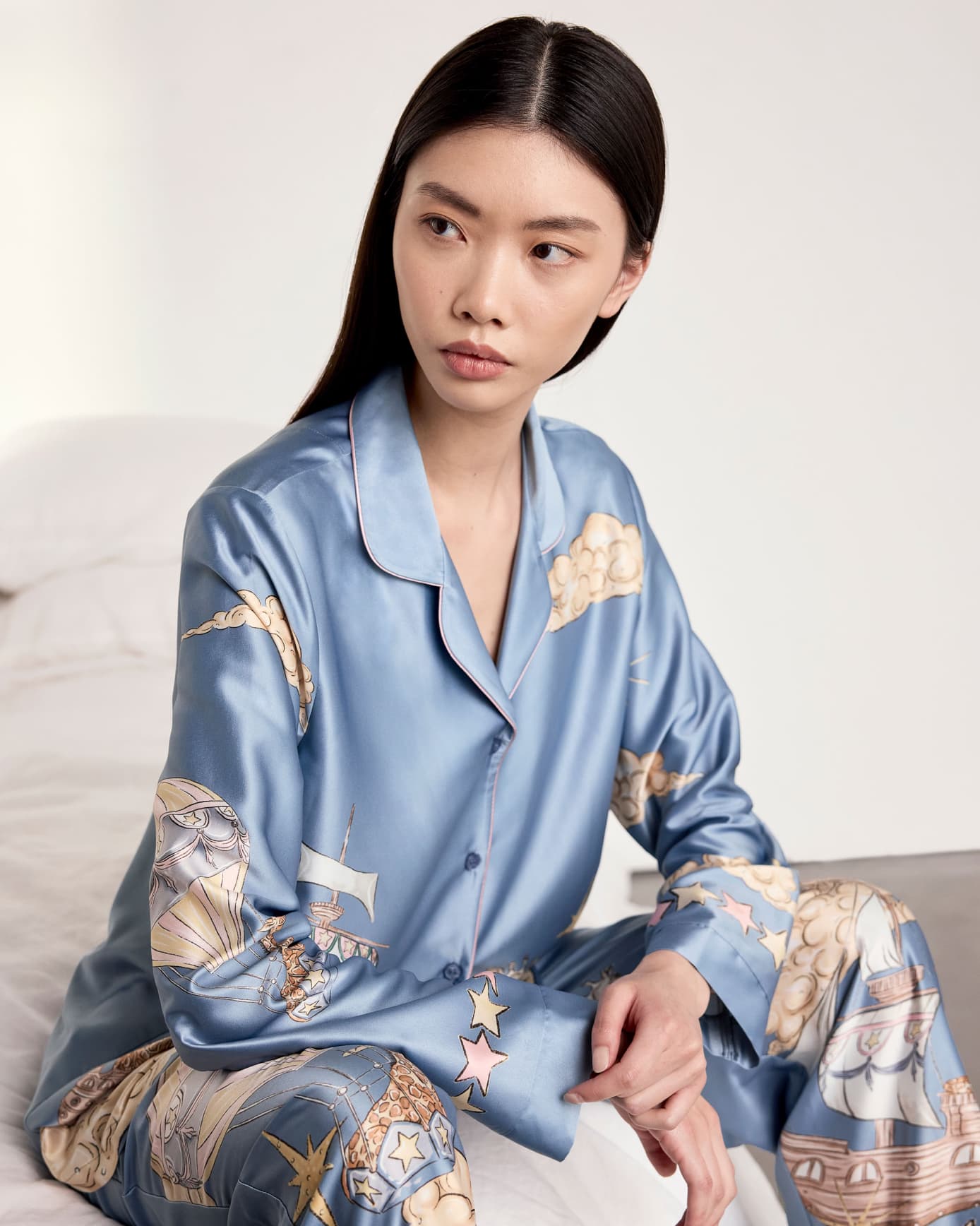 Satin Giraffe Cloudhopper Print Long Pyjama Set