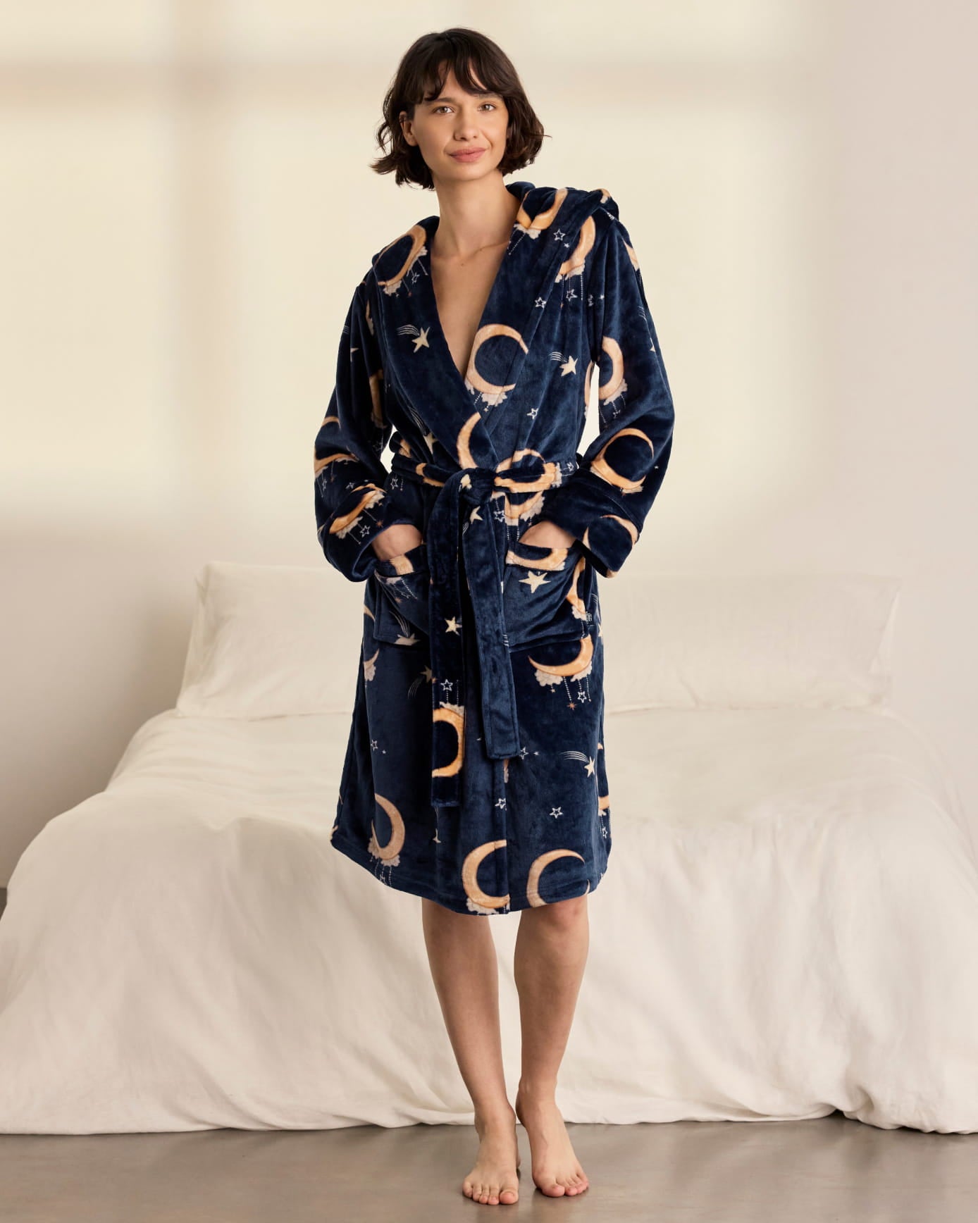model note: Sara is 5'10" and is wearing a UK 10