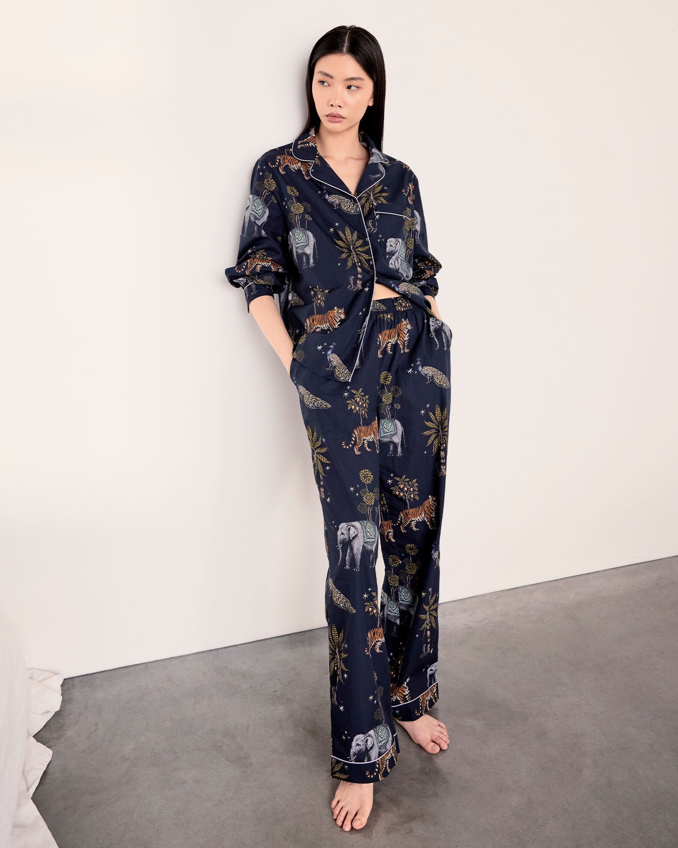 model note: Jiaya is 5'8" and is wearing a UK 10