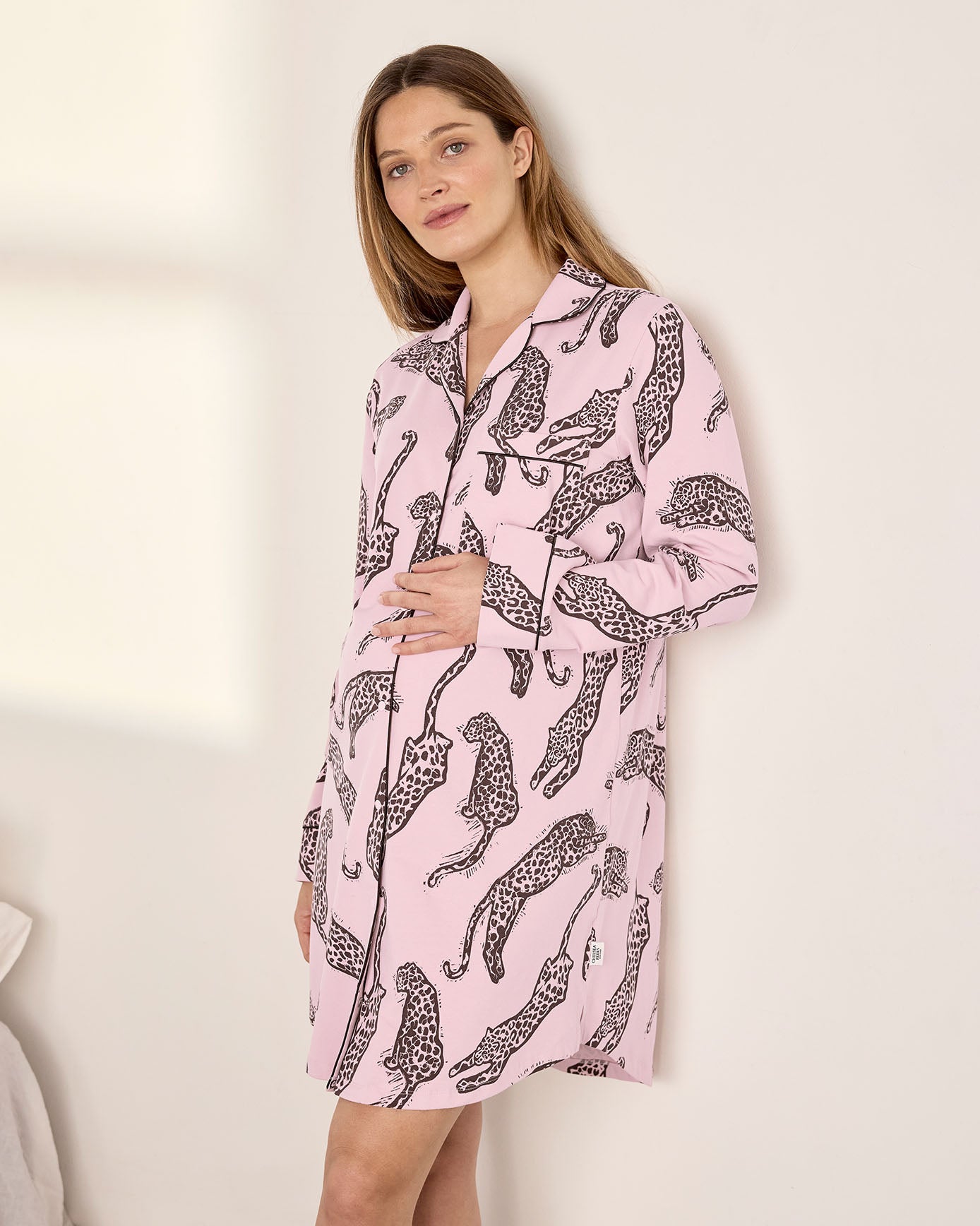 model note: Victoria is 5'8" and is wearing a UK 10, she is 6 months pregnant