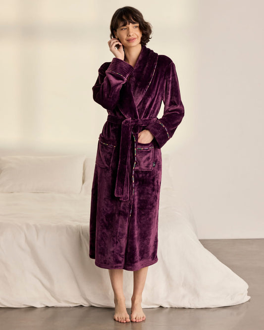 model note: Sara is 5'10" and is wearing a UK 10