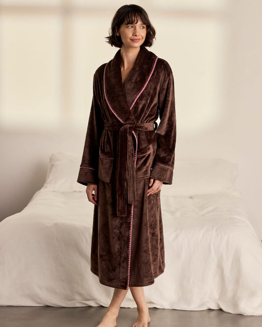 model note: Sara is 5'10" and is wearing a UK 10