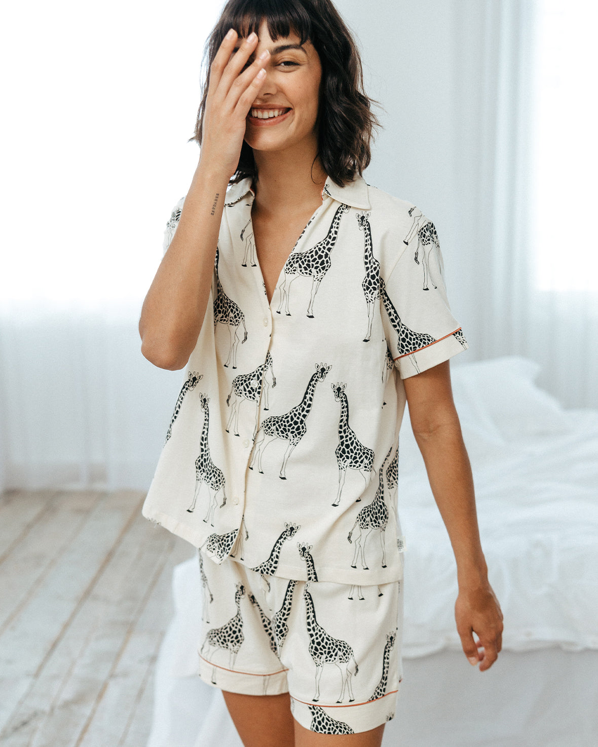 Organic Cotton Giraffe Print Short Pyjama Set - Cream