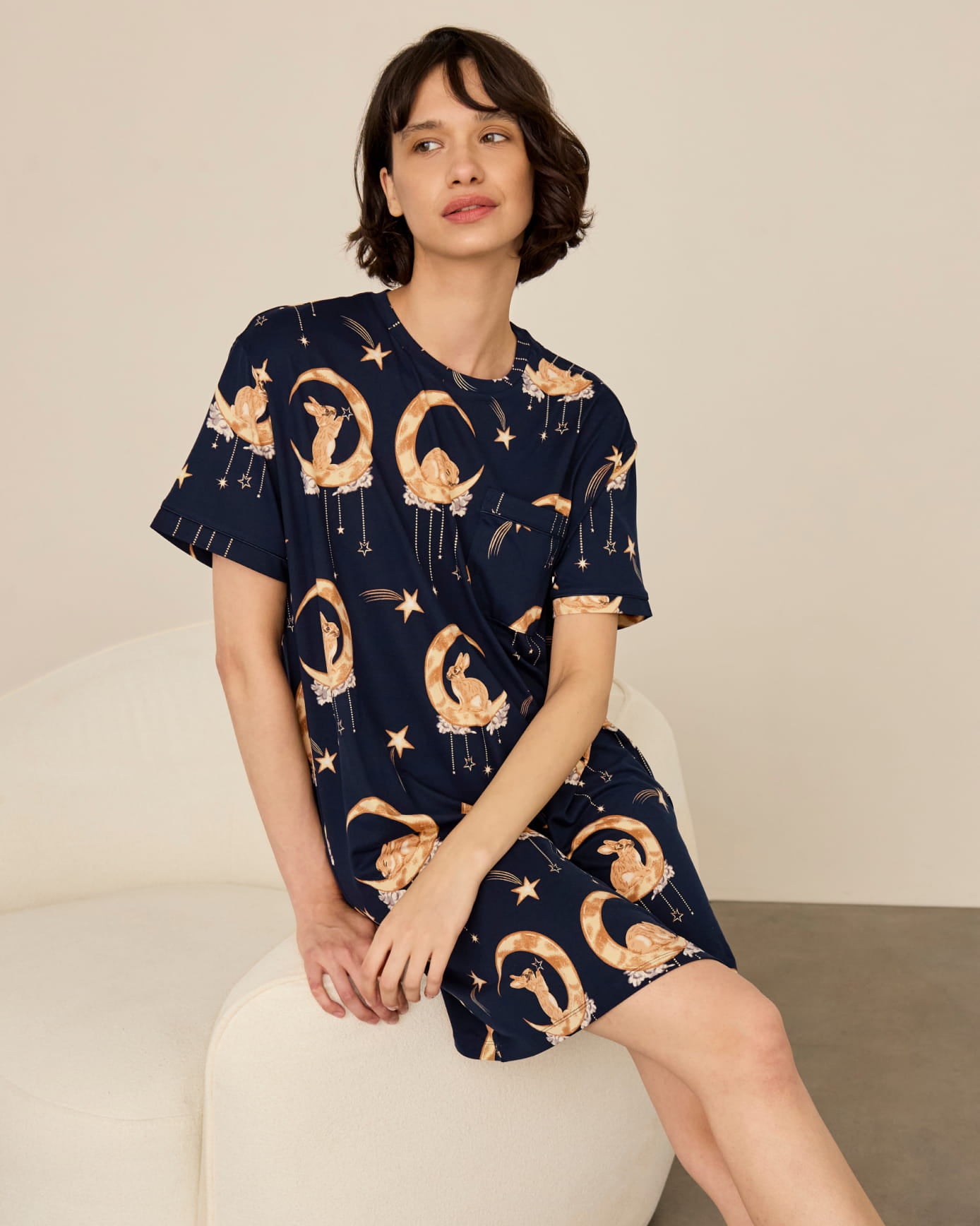 model note: Sara is 5'10" and is wearing a UK 10