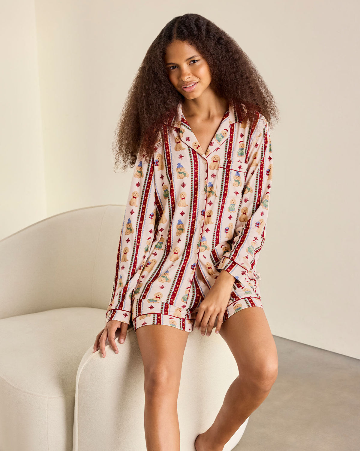 model note: Valeria is 5'7" and is wearing a UK 10
