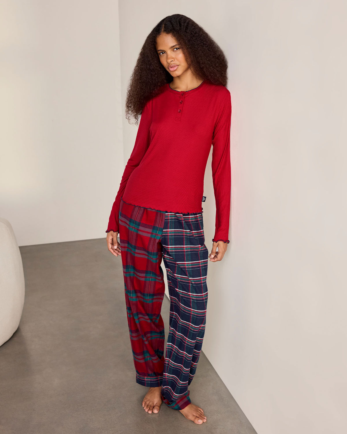 model note: Valeria is 5'7" and is wearing a UK 10
