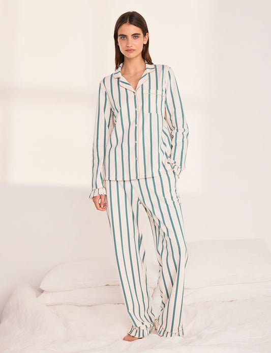 model note: Magdelena is 5'9" and is wearing a UK 10