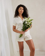model note: Sasha is 5'7" and is wearing a size 10